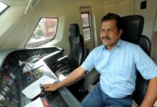 रेलवे के लोको पायलट खाली पेट ट्रेन चला रहे, 10 मांगों को लेकर जारी आंदोलन