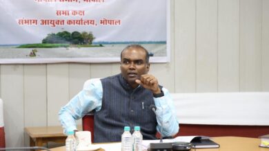 संभाग के सभी जिलों में 15 दिवस में सभी वाहनों का पीयूसी सर्टिफिकेशन करवाएं – संभागायुक्त  सिंह