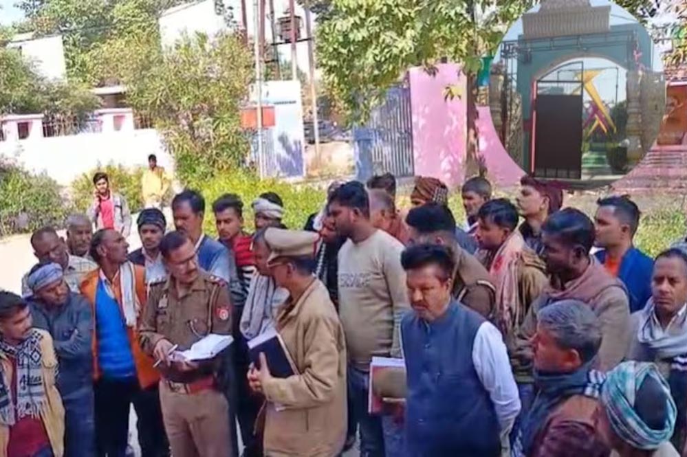 कासगंज: डीजे विवाद में दूल्हे के साले का तांडव, कार चढ़ाने से 3 बारातियों की मौत कासगंज: डीजे विवाद में दूल्हे के साले का तांडव, कार चढ़ाने से 3 बारातियों की मौत