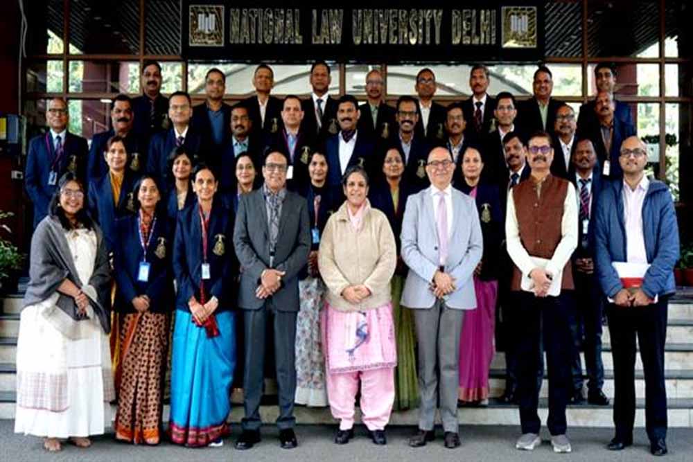 कैम्ब्रिज यूनिवर्सिटी (यू.के.) में अत्याधुनिक पुलिसिंग के गुर सीख रहे हैं प्रदेश के 30 अतिरिक्त पुलिस अधीक्षक कैम्ब्रिज यूनिवर्सिटी (यू.के.) में अत्याधुनिक पुलिसिंग के गुर सीख रहे हैं प्रदेश के 30 अतिरिक्त पुलिस अधीक्षक