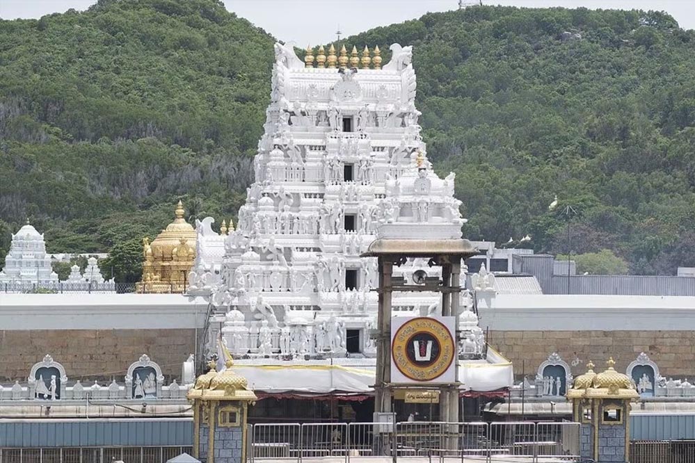 सम्राट चौधरी का वादा निभा, मोकामा में बन रहा 99 साल की लीज पर तिरुपति बालाजी मंदिर सम्राट चौधरी का वादा निभा, मोकामा में बन रहा 99 साल की लीज पर तिरुपति बालाजी मंदिर