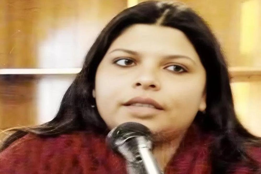 यूपी की तेज तर्रार IAS अफसर अनामिका सिंह ने लिया VRS, नीति आयोग में रह चुकी हैं जिम्मेदारी यूपी की तेज तर्रार IAS अफसर अनामिका सिंह ने लिया VRS, नीति आयोग में रह चुकी हैं जिम्मेदारी