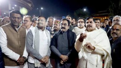 मुख्यमंत्री डॉ. यादव ने खजुराहो स्थित पश्चिमी मंदिर समूह परिसर में लाइट एंड साउंड-शो देखा मुख्यमंत्री डॉ. यादव ने खजुराहो स्थित पश्चिमी मंदिर समूह परिसर में लाइट एंड साउंड-शो देखा