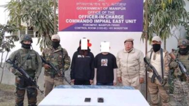 मणिपुर में सुरक्षा बलों की बड़ी कार्रवाई: दो महिलाओं समेत 7 उग्रवादी गिरफ्तार, हथियारों का जखीरा बरामद