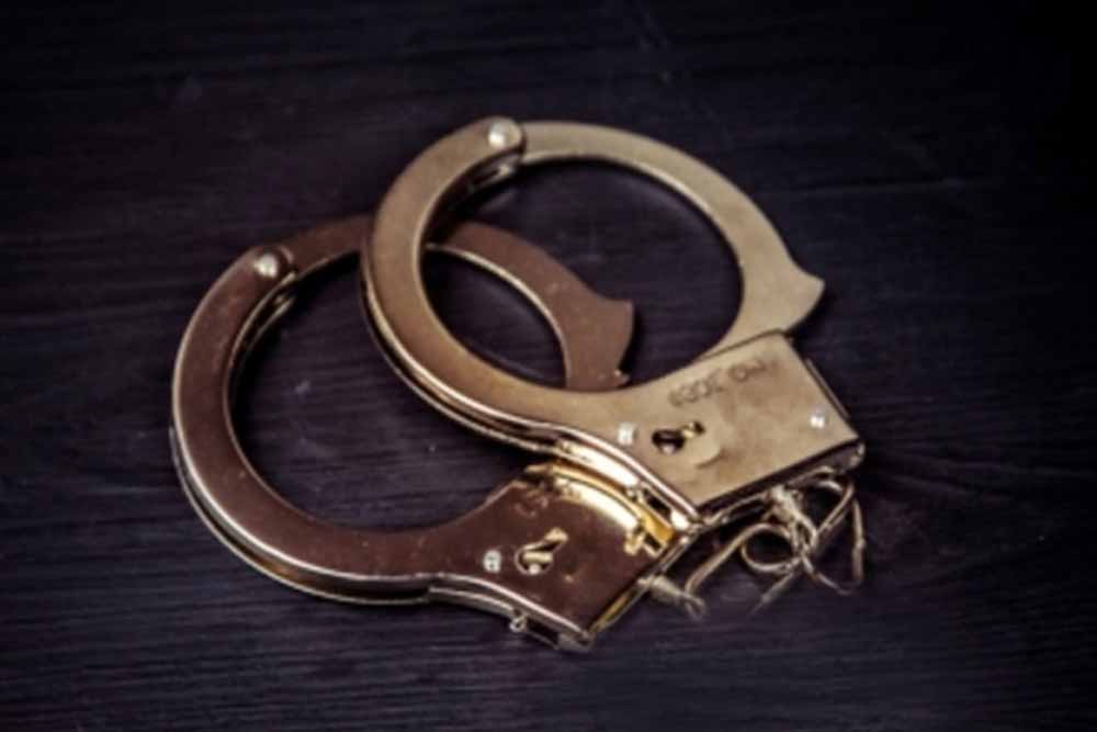 गुजरात ATS की बड़ी कार्रवाई: पाकिस्तान समर्थित जासूसी गैंग का भंडाफोड़, दो एजेंट दबोचे गुजरात ATS की बड़ी कार्रवाई: पाकिस्तान समर्थित जासूसी गैंग का भंडाफोड़, दो एजेंट दबोचे
