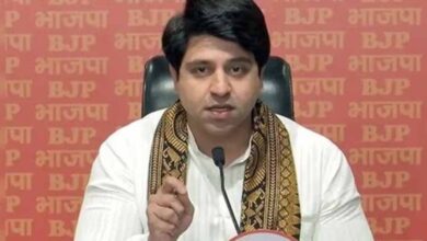 कांग्रेस रैली में ‘मोदी की मौत’ के नारे का आरोप, वीडियो शेयर कर BJP ने साधा निशाना कांग्रेस रैली में ‘मोदी की मौत’ के नारे का आरोप, वीडियो शेयर कर BJP ने साधा निशाना