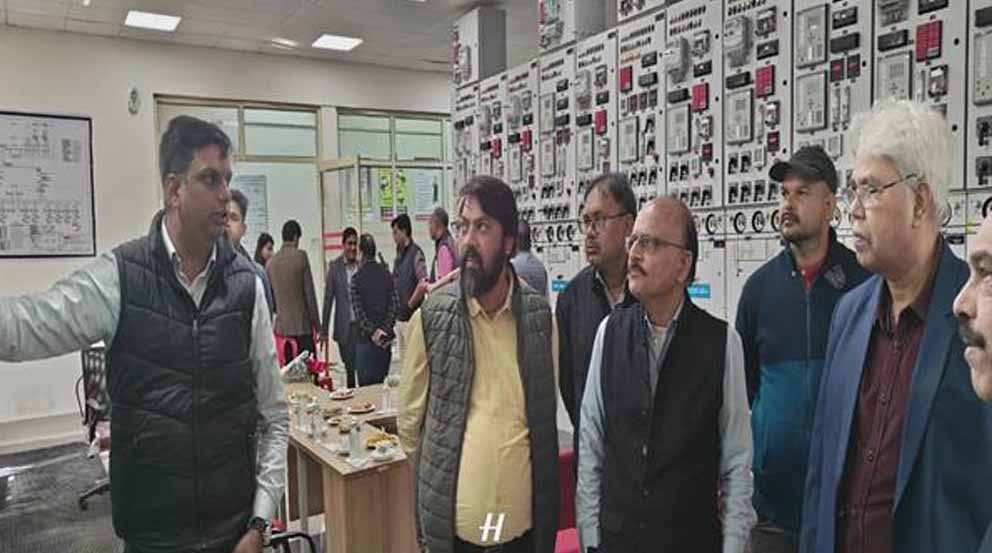 विद्युत नियामक आयोग ने किया 132 केवी जीआईएस सबस्टेशन फूलबाग ग्वालियर का निरीक्षण