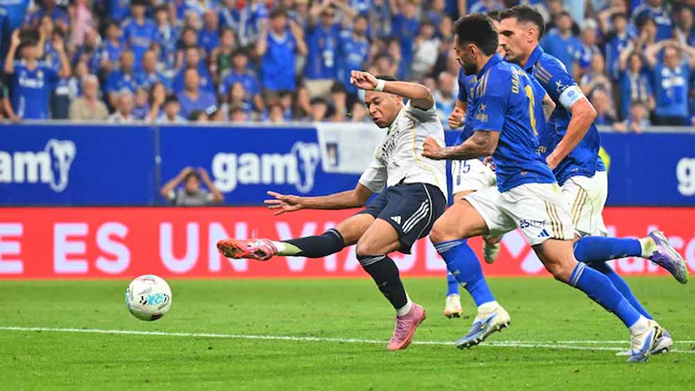 एमबाप्पे के दो गोल से रियाल मैड्रिड की आसान जीत एमबाप्पे के दो गोल से रियाल मैड्रिड की आसान जीत