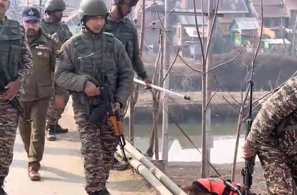 J&K अलर्ट: नरबल–तांगमर्ग हाईवे पर हर वाहन की सख्त जांच, सुरक्षा एजेंसियां हाई अलर्ट पर