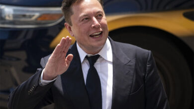 दुनिया के पहले ट्रिलियनेयर बनने की दहलीज़ पर एलन मस्क, संपत्ति 600 अरब डॉलर के पार दुनिया के पहले ट्रिलियनेयर बनने की दहलीज़ पर एलन मस्क, संपत्ति 600 अरब डॉलर के पार