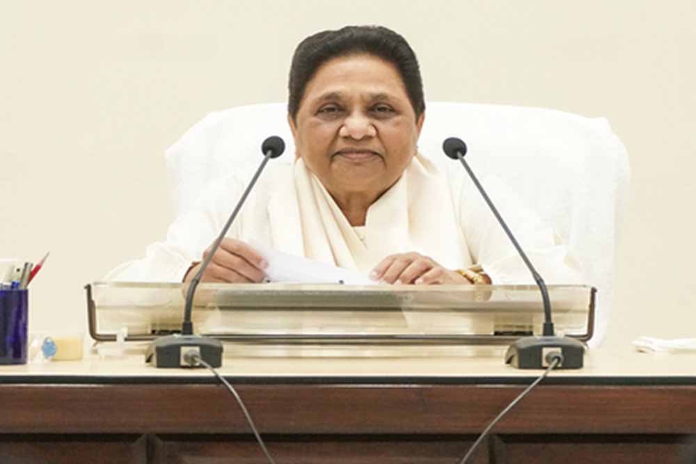 SIR की डेडलाइन बढ़ाने व बैलेट पेपर की वापसी की मांग: मायावती का बड़ा बयान
