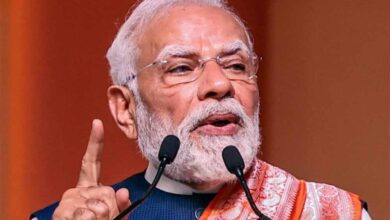 पीएम मोदी की सीख: बंगाल BJP MPs से मुलाकात, चुनाव से पहले एक मुद्दे पर अडिग रहने का मंत्र पीएम मोदी की सीख: बंगाल BJP MPs से मुलाकात, चुनाव से पहले एक मुद्दे पर अडिग रहने का मंत्र