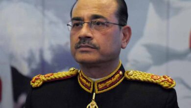 पाक आर्मी चीफ मुनीर ने किससे रचाई बेटी की शादी? दामाद को लेकर भारत तक मची चर्चा पाक आर्मी चीफ मुनीर ने किससे रचाई बेटी की शादी? दामाद को लेकर भारत तक मची चर्चा