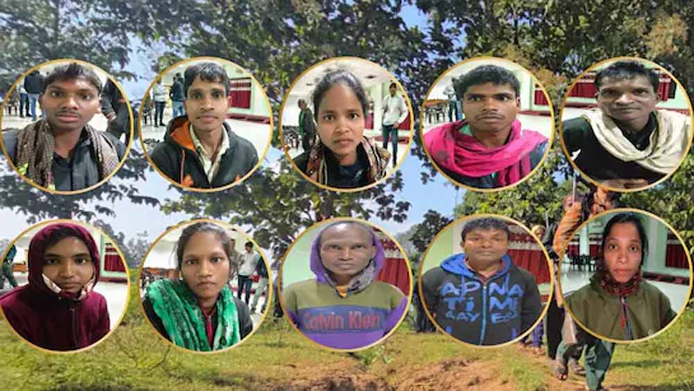 मुख्यमंत्री की उपस्थिति में 10 हार्डकोर नक्सलियों का हथियारों सहित ऐतिहासिक आत्मसमर्पण