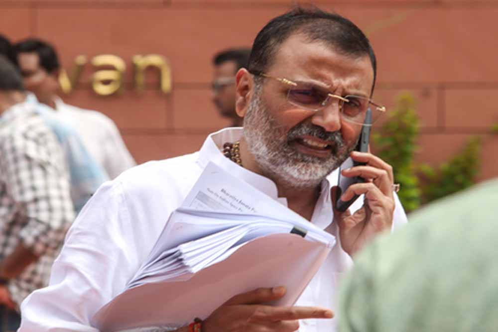 ‘वोट चोरी’ विवाद पर निशिकांत दुबे का पलटवार: बोले— कांग्रेस ही चोरों की सरदार