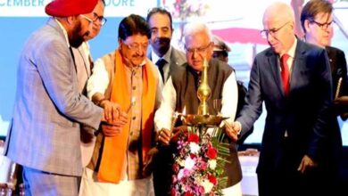 चिकित्सक भगवान का दूसरा रूप होता है : राज्यपाल मंगुभाई पटेल