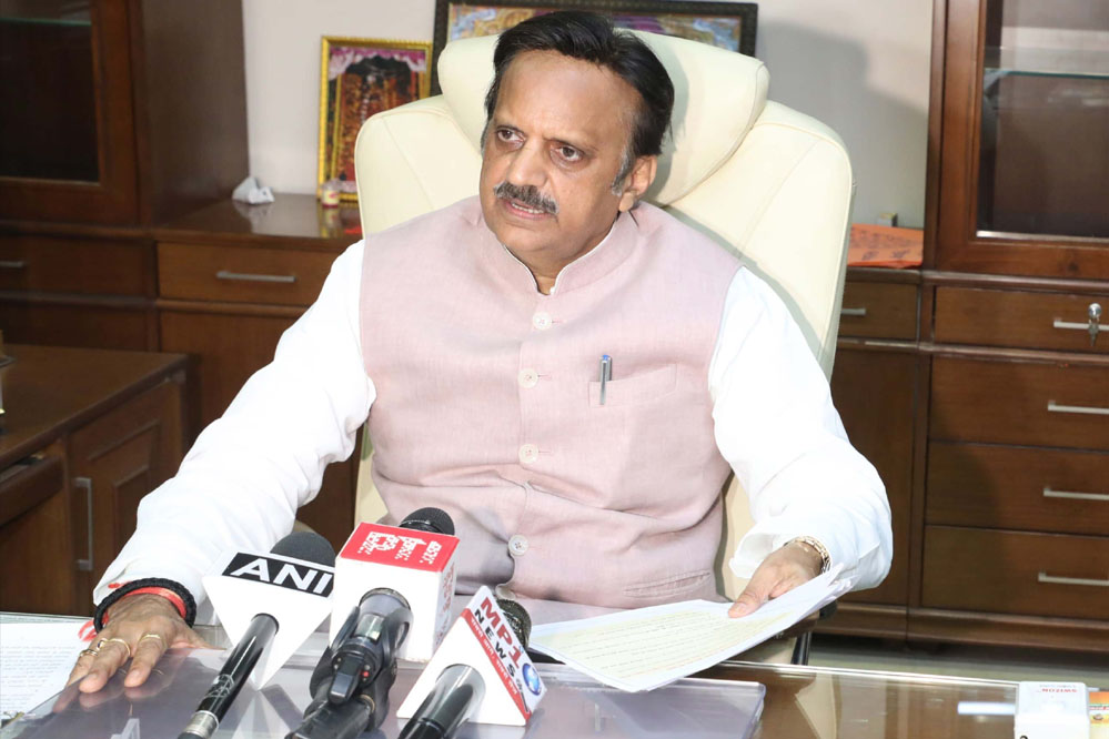 महिलाओं का स्वास्थ्य संरक्षण और आपातकालीन सेवाओं को सशक्त बनाना सरकार की सर्वोच्च प्राथमिकता: उप मुख्यमंत्री शुक्ल महिलाओं का स्वास्थ्य संरक्षण और आपातकालीन सेवाओं को सशक्त बनाना सरकार की सर्वोच्च प्राथमिकता: उप मुख्यमंत्री शुक्ल