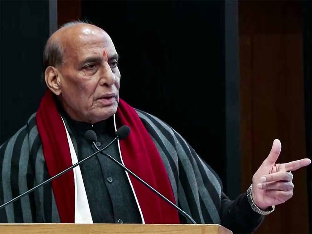 राजनाथ सिंह का बड़ा बयान: ऑपरेशन सिंदूर में और आगे जा सकती थीं सेनाएं, लेकिन भारत ने दिखाया संयम राजनाथ सिंह का बड़ा बयान: ऑपरेशन सिंदूर में और आगे जा सकती थीं सेनाएं, लेकिन भारत ने दिखाया संयम