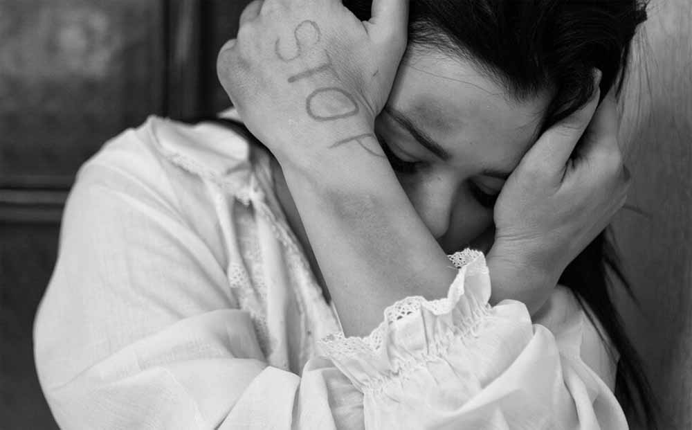 बेंगलुरु में महिलाओं का शिकारी गिरफ्तार, शाम 6 बजे के बाद बनाता था शिकार