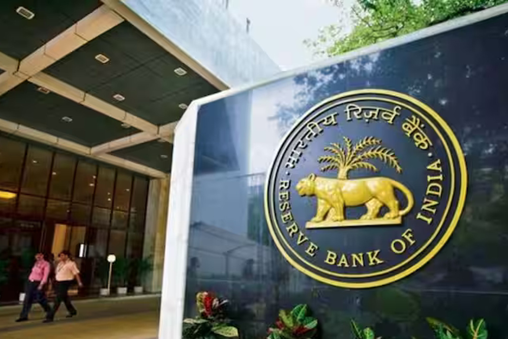 RBI रेपो रेट में 25 बेसिस पॉइंट कटौती के आसार, HSBC होम लोन हो सकता है सस्ता