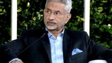 भारत में शेख हसीना का ठिकाना कब तक? जयशंकर के बयान से बांग्लादेश में मचा सियासी भूचाल भारत में शेख हसीना का ठिकाना कब तक? जयशंकर के बयान से बांग्लादेश में मचा सियासी भूचाल