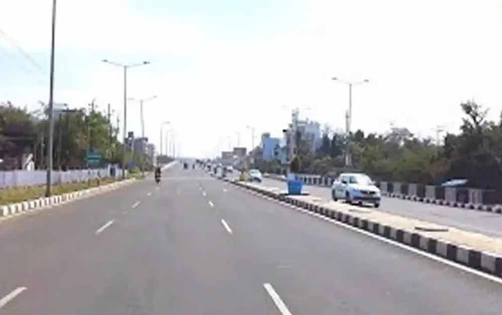 भोपाल के कचरे से बनेगी MP की पहली 10 लेन सड़क, 836 करोड़ की लागत से 2 साल में होगा निर्माण भोपाल के कचरे से बनेगी MP की पहली 10 लेन सड़क, 836 करोड़ की लागत से 2 साल में होगा निर्माण