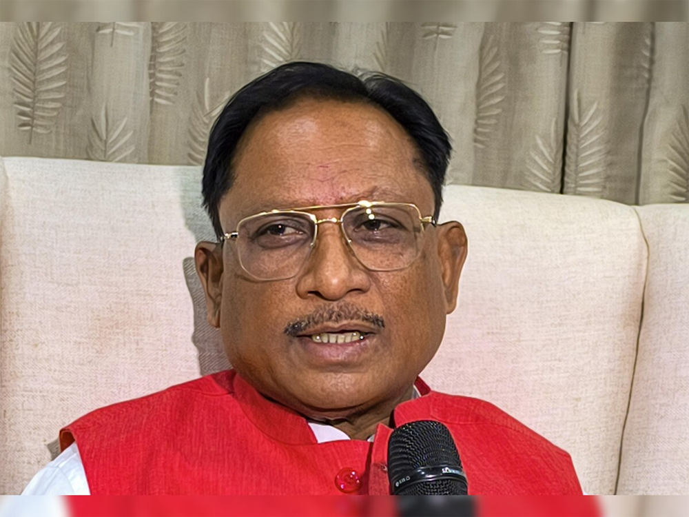 छत्तीसगढ़ को शांति, विश्वास और उज्ज्वल भविष्य का प्रदेश बनाना राज्य सरकार का अटल संकल्प – मुख्यमंत्री साय छत्तीसगढ़ को शांति, विश्वास और उज्ज्वल भविष्य का प्रदेश बनाना राज्य सरकार का अटल संकल्प – मुख्यमंत्री साय