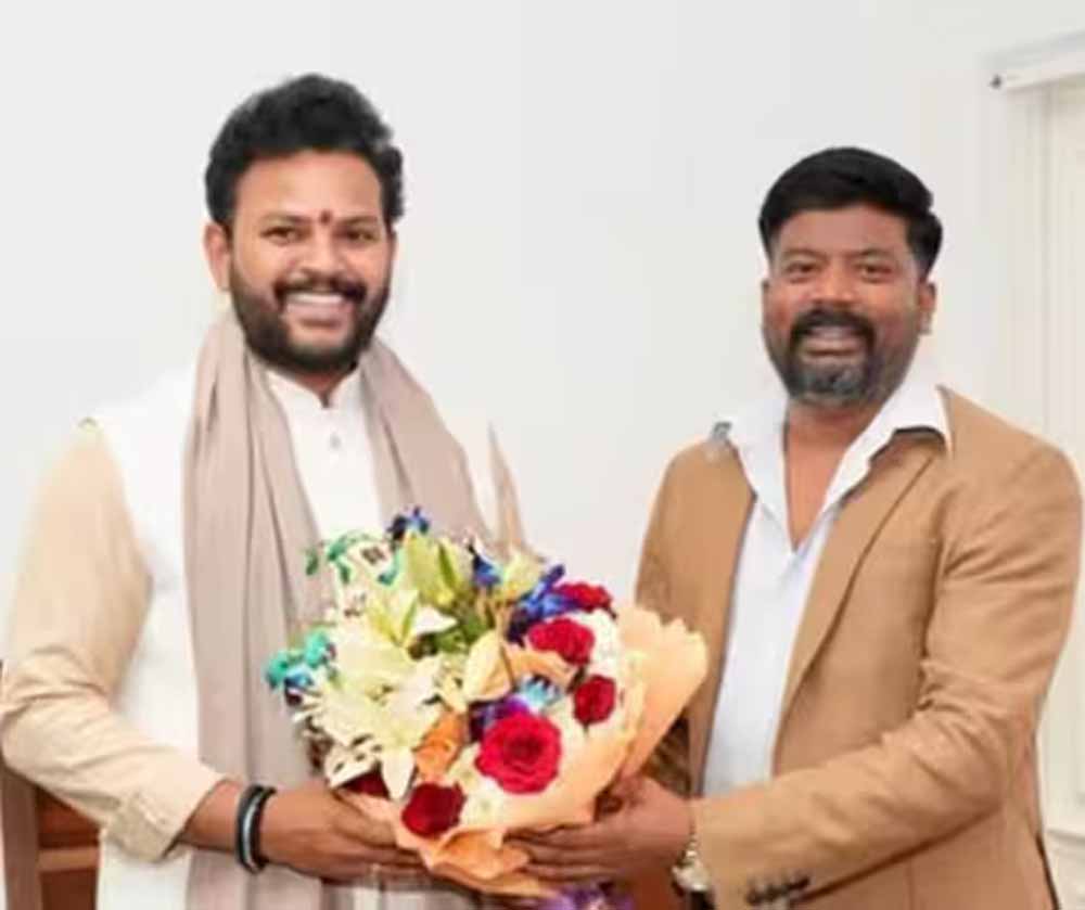 कानपुर के श्रवण कुमार विश्वकर्मा की प्रेरक कहानी: टेंपो ड्राइवर से शंख एयरलाइंस के संस्थापक तक