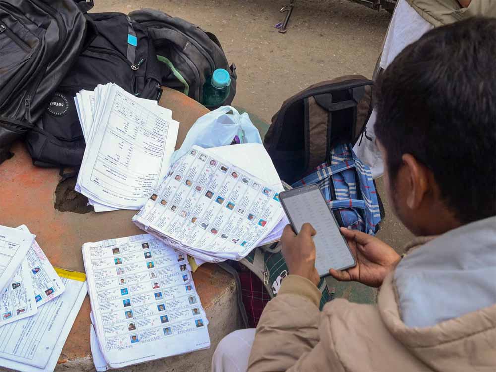वोटर लिस्ट से नाम गायब? बंगाल में SIR पर सुनवाई शुरू, 32 लाख लोगों को मिला दावा-आपत्ति का मौका