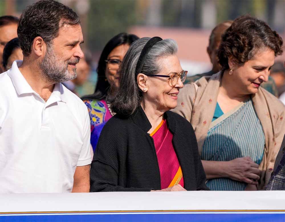 कांग्रेस में ‘टीम राहुल बनाम प्रियंका’ विवाद तेज; BJP बोली— इसी MLA का नाम सामने आया कांग्रेस में ‘टीम राहुल बनाम प्रियंका’ विवाद तेज; BJP बोली— इसी MLA का नाम सामने आया