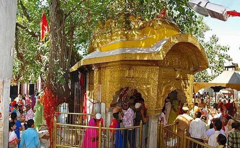 हिमाचल में मंदिरों के एकीकृत प्रबंधन की उठी मांग, प्रदेश मंदिर प्रबंधन बोर्ड गठन को लेकर तेज हुई आवाज हिमाचल में मंदिरों के एकीकृत प्रबंधन की उठी मांग, प्रदेश मंदिर प्रबंधन बोर्ड गठन को लेकर तेज हुई आवाज