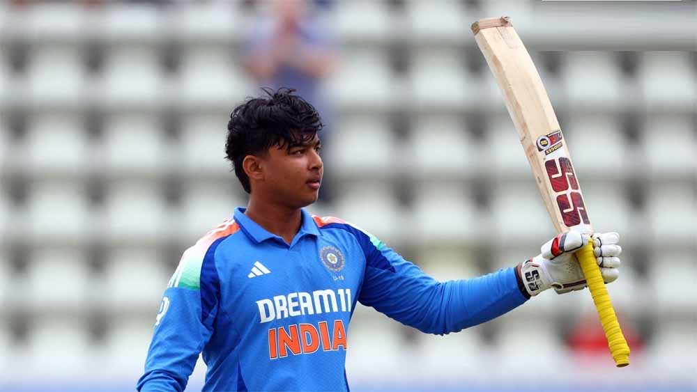 शतक से चमके Vaibhav Suryavanshi, U19 एशिया कप में बरसाए गगनचुंबी छक्के