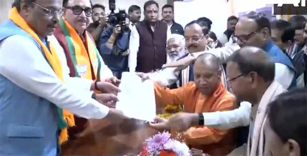 यूपी बीजेपी अध्यक्ष पद की दौड़ में पंकज चौधरी, सीएम योगी और केशव मौर्य बने प्रस्तावक