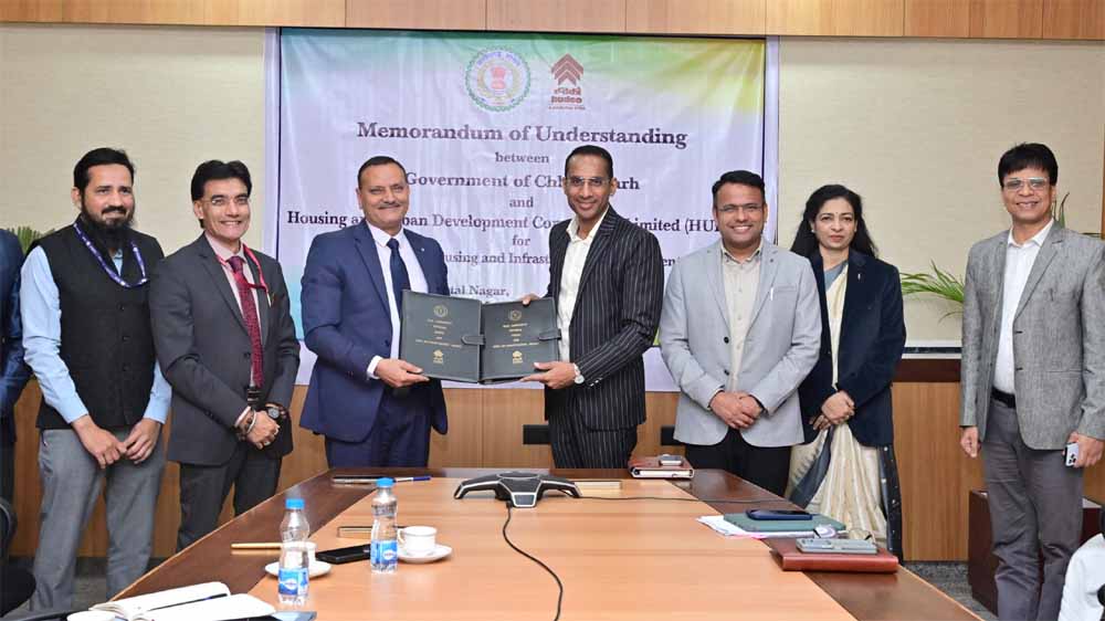 आवास और बुनियादी ढांचा विकास के लिए एम.ओ.यू. पर हस्ताक्षर