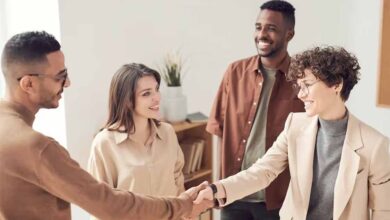 पहली मुलाकात में लुक नहीं, ये 5 बातें बनाती हैं इम्प्रेशन