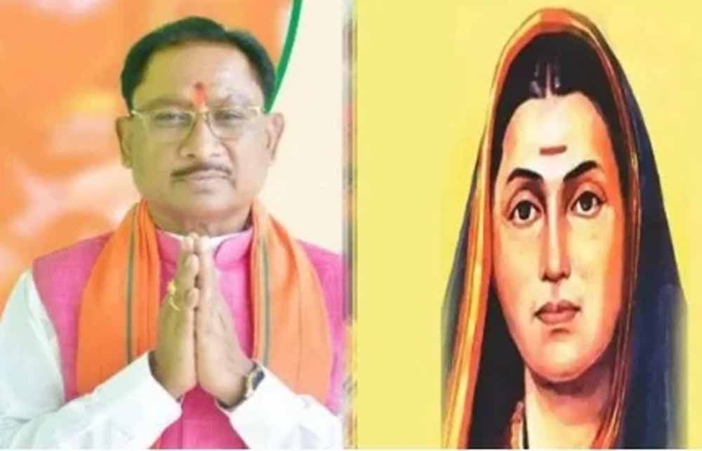 मुख्यमंत्री विष्णुदेव साय ने भारत की प्रथम महिला शिक्षिका सावित्रीबाई फुले की जयंती पर किया नमन मुख्यमंत्री विष्णुदेव साय ने भारत की प्रथम महिला शिक्षिका सावित्रीबाई फुले की जयंती पर किया नमन