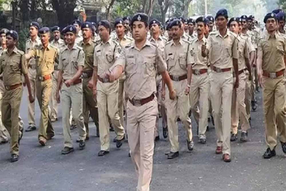 SI, सूबेदार और प्लाटून कमांडर भर्ती: इस तारीख से शुरू होंगे डॉक्यूमेंट वेरिफिकेशन और फिजिकल टेस्ट, देखें पूरा शेड्यूल SI, सूबेदार और प्लाटून कमांडर भर्ती: इस तारीख से शुरू होंगे डॉक्यूमेंट वेरिफिकेशन और फिजिकल टेस्ट, देखें पूरा शेड्यूल