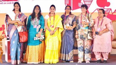 लाला जगदलपुरी मण्डप में समकालीन महिला लेखन पर सार्थक परिचर्चा