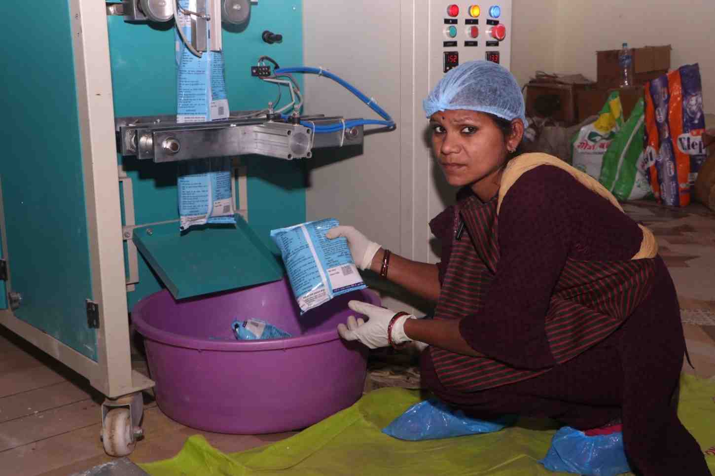 सशक्त मानसिकता से आत्मनिर्भरता की ओर- पोषण निर्माण में अहम भूमिका निभा रही हैं सूरजपुर की महिलाएं सशक्त मानसिकता से आत्मनिर्भरता की ओर- पोषण निर्माण में अहम भूमिका निभा रही हैं सूरजपुर की महिलाएं