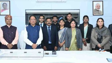 मुख्यमंत्री से भारतीय वन सेवा 2024 बैच के प्रशिक्षु अधिकारियों ने की मुलाकात मुख्यमंत्री से भारतीय वन सेवा 2024 बैच के प्रशिक्षु अधिकारियों ने की मुलाकात