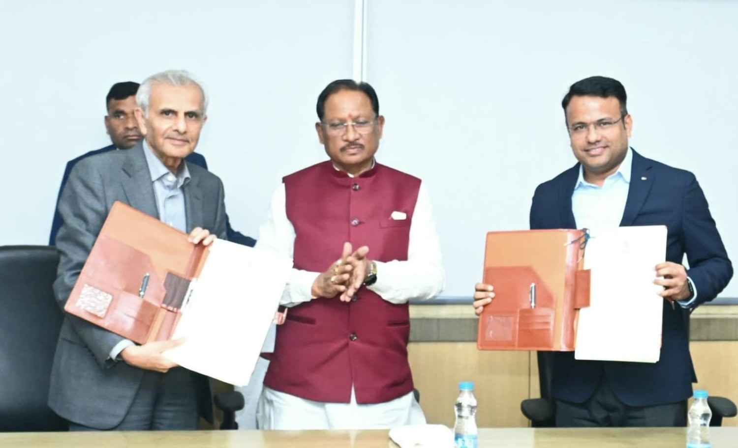 स्वास्थ्य सेवाओं के साथ युवाओं को मिलेगा रोजगार: नवा रायपुर बनेगा सेंट्रल इंडिया का हेल्थकेयर हब – मुख्यमंत्री विष्णुदेव साय