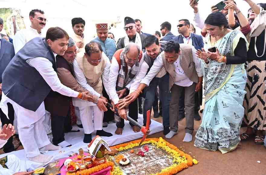 चित्रोत्पला फिल्म सिटी छत्तीसगढ़ की रचनात्मक अर्थव्यवस्था को देगी नई गति : मुख्यमंत्री विष्णु देव साय चित्रोत्पला फिल्म सिटी छत्तीसगढ़ की रचनात्मक अर्थव्यवस्था को देगी नई गति : मुख्यमंत्री विष्णु देव साय