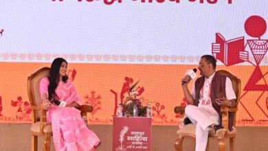 जब हम मिट्टी में मिल रहे हो तो, ये मिट्टी भी रोये इस धरती की – सुश्री रुबिका लियाकत