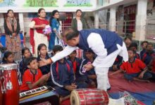 दिव्यांग बच्चों के बीच पहुंचे मुख्यमंत्री साय