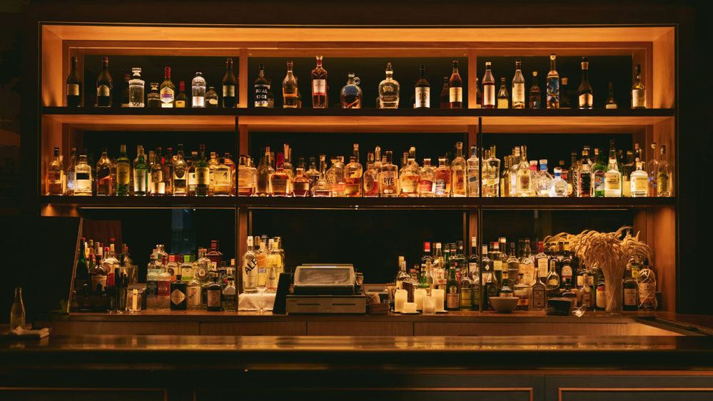 बेंगलुरु का नया ‘बार कैपिटल’: दो बार्स ने दिल्ली-मुंबई को पछाड़कर शीर्ष स्थान पर कब्जा किया बेंगलुरु का नया ‘बार कैपिटल’: दो बार्स ने दिल्ली-मुंबई को पछाड़कर शीर्ष स्थान पर कब्जा किया