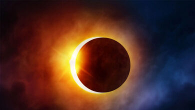 2026 का पहला सूर्य ग्रहण 17 फरवरी को धनिष्ठा नक्षत्र और कुंभ राशि में, जानें भारत में सूतक काल लगेगा या नहीं 2026 का पहला सूर्य ग्रहण 17 फरवरी को धनिष्ठा नक्षत्र और कुंभ राशि में, जानें भारत में सूतक काल लगेगा या नहीं