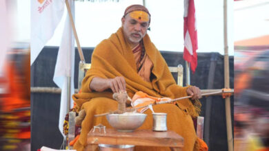 गंगा स्नान की मांग पर अड़े शंकराचार्य अविमुक्तेश्वरानंद, अनशन दूसरे दिन भी जारी