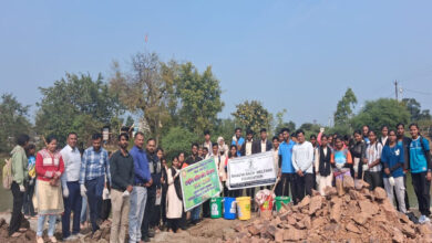 इको क्लब के तत्वावधान में भाऊसाहेब भुस्कुटे शासकीय महाविद्यालय टिमरनी  द्वारा रिवर ड्राइव एवं स्वच्छता अभियान आयोजित