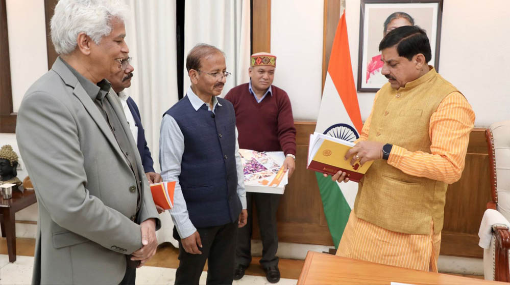 मुख्यमंत्री डॉ. यादव ने वर्ष 2026 के शासकीय कैलेंडर का किया विमोचन