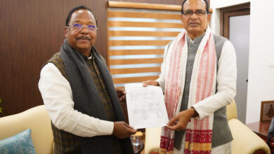 रायपुर : मंत्री रामविचार नेताम ने केन्द्रीय कृषि मंत्री चौहान से की मुलाकात